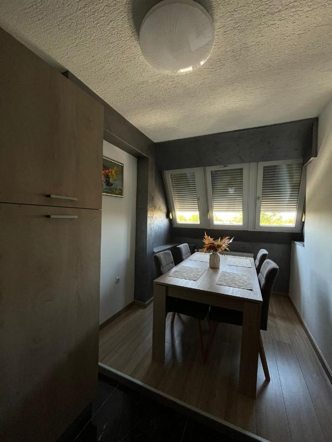Ferienwohnung Aby Slavonski Brod Exterior foto